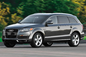 ������ ���������� � ������ AUDI Q7